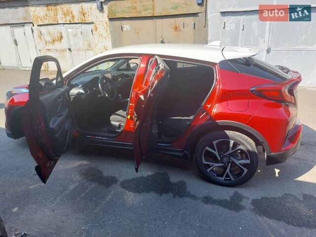 Красный Тойота C-HR, объемом двигателя 1.99 л и пробегом 77 тыс. км за 19900 $, фото 18 на Automoto.ua