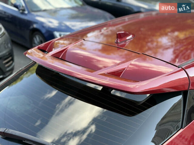 Красный Тойота C-HR, объемом двигателя 1.2 л и пробегом 112 тыс. км за 18800 $, фото 8 на Automoto.ua