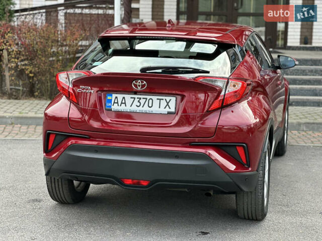 Красный Тойота C-HR, объемом двигателя 1.99 л и пробегом 46 тыс. км за 21500 $, фото 46 на Automoto.ua
