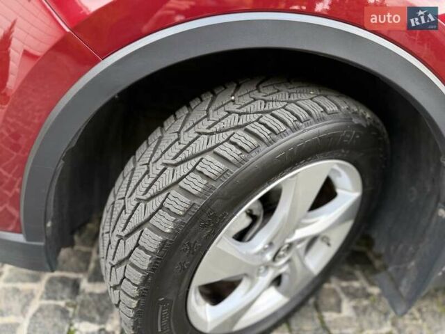Красный Тойота C-HR, объемом двигателя 1.99 л и пробегом 90 тыс. км за 23000 $, фото 12 на Automoto.ua