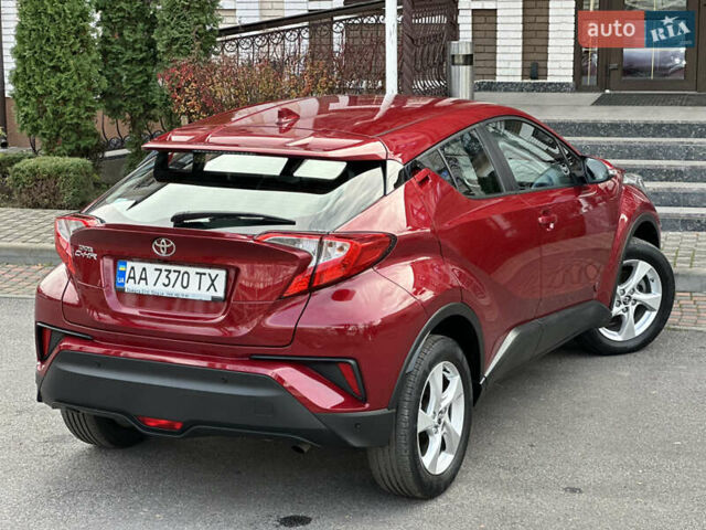 Красный Тойота C-HR, объемом двигателя 1.99 л и пробегом 46 тыс. км за 21500 $, фото 69 на Automoto.ua