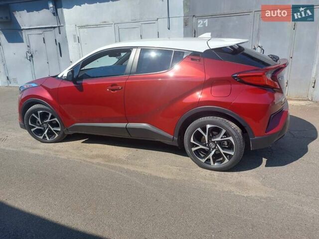 Червоний Тойота C-HR, об'ємом двигуна 2 л та пробігом 77 тис. км за 19900 $, фото 1 на Automoto.ua