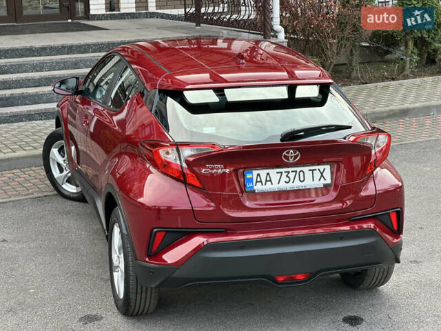 Красный Тойота C-HR, объемом двигателя 1.99 л и пробегом 46 тыс. км за 21500 $, фото 74 на Automoto.ua