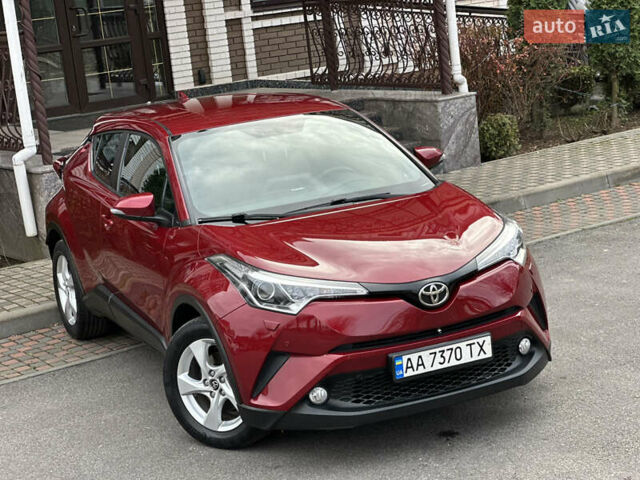 Красный Тойота C-HR, объемом двигателя 1.99 л и пробегом 46 тыс. км за 21500 $, фото 42 на Automoto.ua