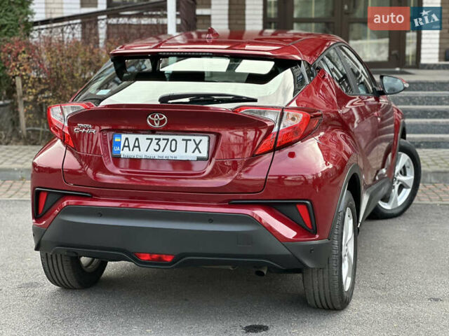 Красный Тойота C-HR, объемом двигателя 1.99 л и пробегом 46 тыс. км за 21500 $, фото 73 на Automoto.ua