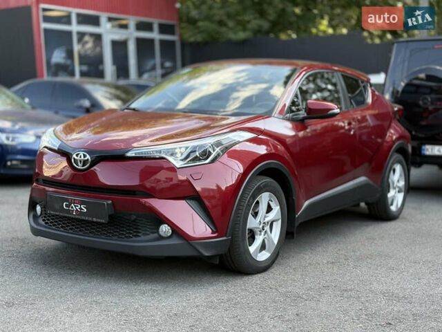 Красный Тойота C-HR, объемом двигателя 1.2 л и пробегом 112 тыс. км за 18800 $, фото 14 на Automoto.ua