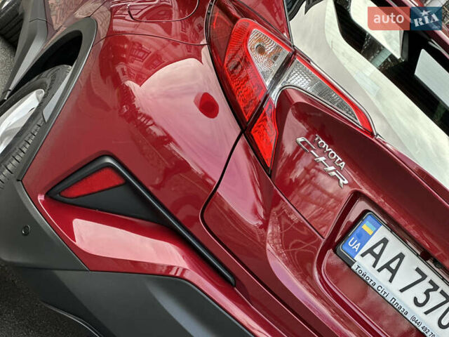 Красный Тойота C-HR, объемом двигателя 1.99 л и пробегом 46 тыс. км за 21500 $, фото 61 на Automoto.ua