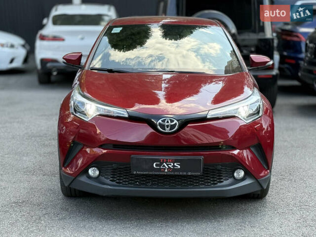 Красный Тойота C-HR, объемом двигателя 1.2 л и пробегом 112 тыс. км за 18800 $, фото 17 на Automoto.ua