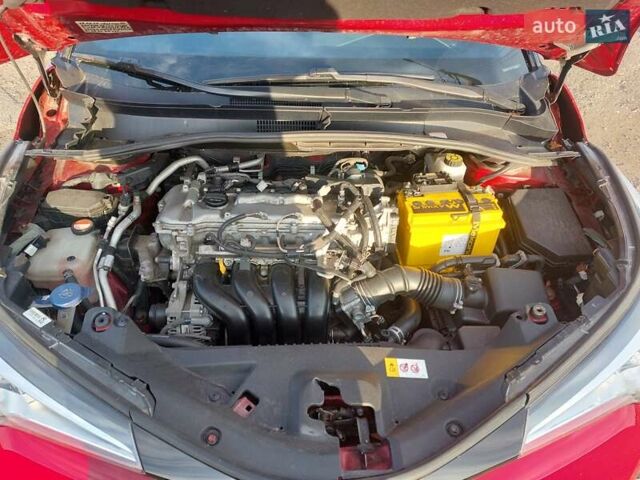 Червоний Тойота C-HR, об'ємом двигуна 1.99 л та пробігом 77 тис. км за 19900 $, фото 22 на Automoto.ua