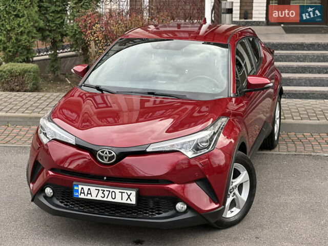 Красный Тойота C-HR, объемом двигателя 1.99 л и пробегом 46 тыс. км за 21500 $, фото 35 на Automoto.ua