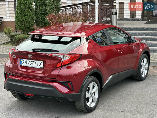 Красный Тойота C-HR, объемом двигателя 1.99 л и пробегом 46 тыс. км за 21500 $, фото 43 на Automoto.ua