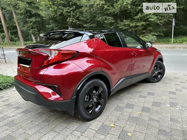 Красный Тойота C-HR, объемом двигателя 1.2 л и пробегом 59 тыс. км за 24700 $, фото 15 на Automoto.ua