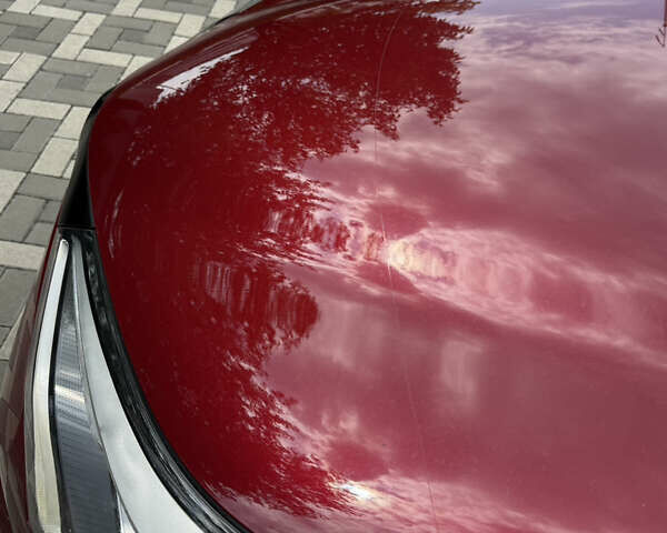 Красный Тойота C-HR, объемом двигателя 1.8 л и пробегом 97 тыс. км за 25000 $, фото 3 на Automoto.ua