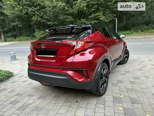 Красный Тойота C-HR, объемом двигателя 1.2 л и пробегом 59 тыс. км за 24700 $, фото 94 на Automoto.ua