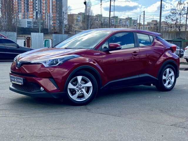 Красный Тойота C-HR, объемом двигателя 1.8 л и пробегом 45 тыс. км за 23900 $, фото 9 на Automoto.ua