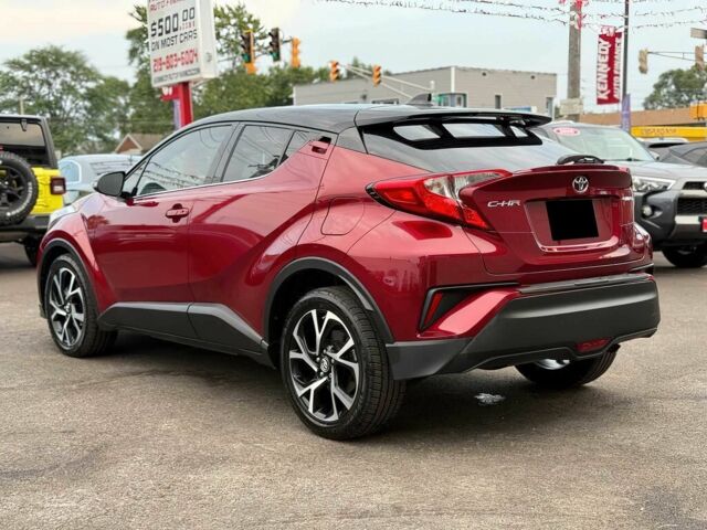 Червоний Тойота C-HR, об'ємом двигуна 2 л та пробігом 66 тис. км за 7400 $, фото 5 на Automoto.ua