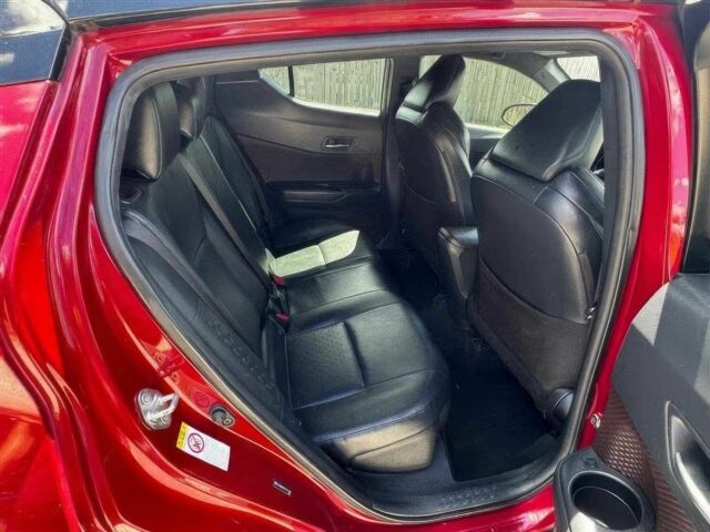 Красный Тойота C-HR, объемом двигателя 2 л и пробегом 40 тыс. км за 7800 $, фото 9 на Automoto.ua