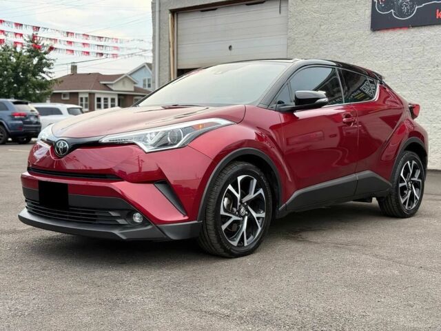Червоний Тойота C-HR, об'ємом двигуна 2 л та пробігом 66 тис. км за 7400 $, фото 2 на Automoto.ua