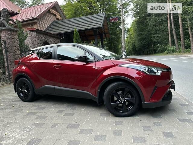 Красный Тойота C-HR, объемом двигателя 1.2 л и пробегом 59 тыс. км за 24700 $, фото 87 на Automoto.ua