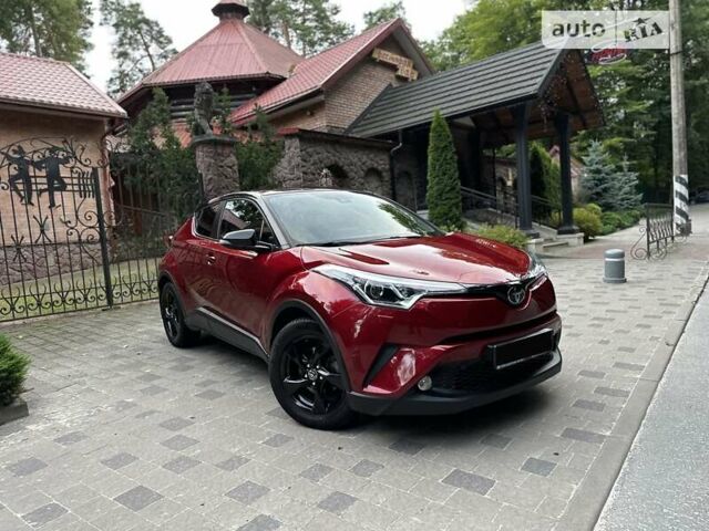 Красный Тойота C-HR, объемом двигателя 1.2 л и пробегом 59 тыс. км за 24700 $, фото 83 на Automoto.ua