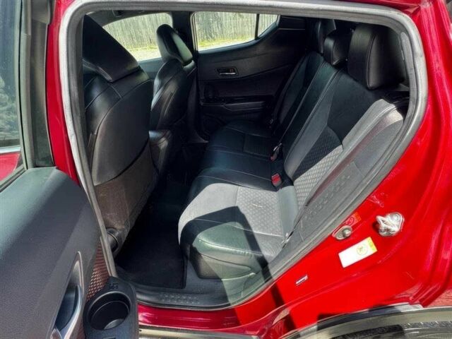 Тойота C-HR 2019 в Кривом Роге на Automoto.ua Красный Тойота C-HR, объемом двигателя 2 л и пробегом 49 тыс. км за 7400 $, фото 11 на Automoto.ua