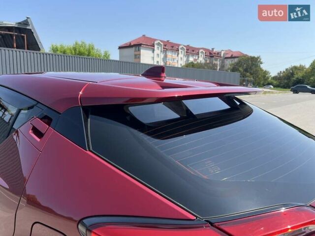 Красный Тойота C-HR, объемом двигателя 2 л и пробегом 61 тыс. км за 18300 $, фото 17 на Automoto.ua