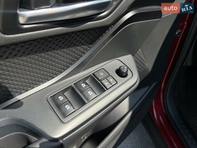 Красный Тойота C-HR, объемом двигателя 2 л и пробегом 61 тыс. км за 18300 $, фото 24 на Automoto.ua