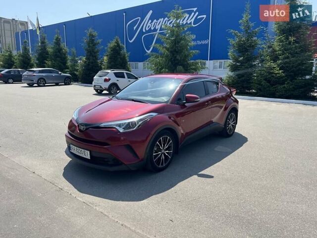 Красный Тойота C-HR, объемом двигателя 2 л и пробегом 61 тыс. км за 18300 $, фото 21 на Automoto.ua