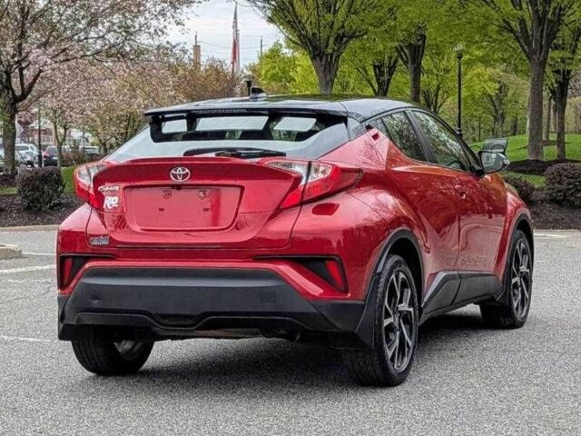 Красный Тойота C-HR, объемом двигателя 2 л и пробегом 66 тыс. км за 5500 $, фото 4 на Automoto.ua