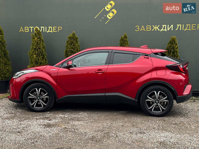 Красный Тойота C-HR, объемом двигателя 1.8 л и пробегом 79 тыс. км за 24800 $, фото 9 на Automoto.ua