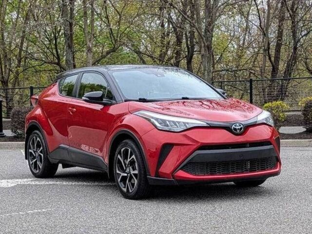 Красный Тойота C-HR, объемом двигателя 2 л и пробегом 66 тыс. км за 5500 $, фото 5 на Automoto.ua