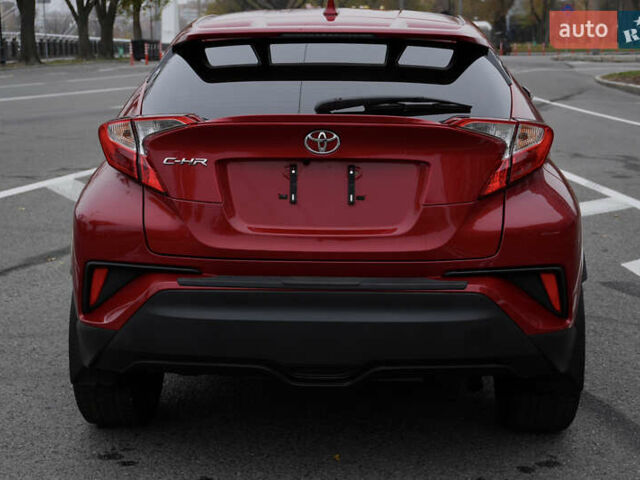 Красный Тойота C-HR, объемом двигателя 2 л и пробегом 73 тыс. км за 18800 $, фото 4 на Automoto.ua
