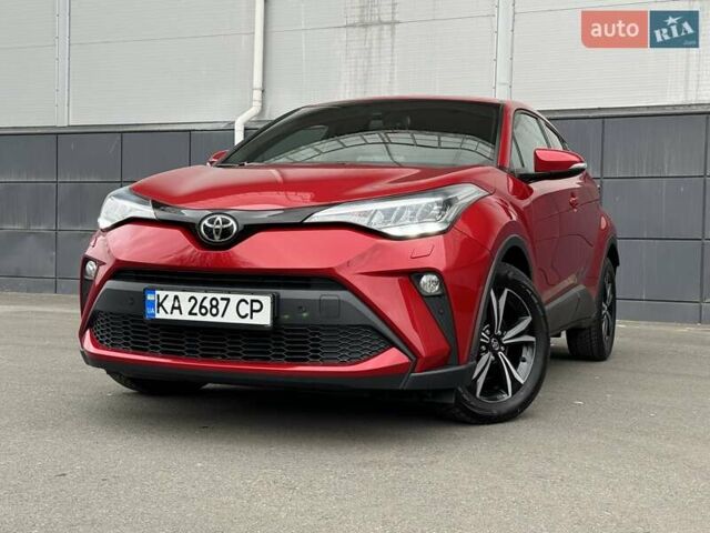 Красный Тойота C-HR, объемом двигателя 1.2 л и пробегом 59 тыс. км за 23900 $, фото 18 на Automoto.ua