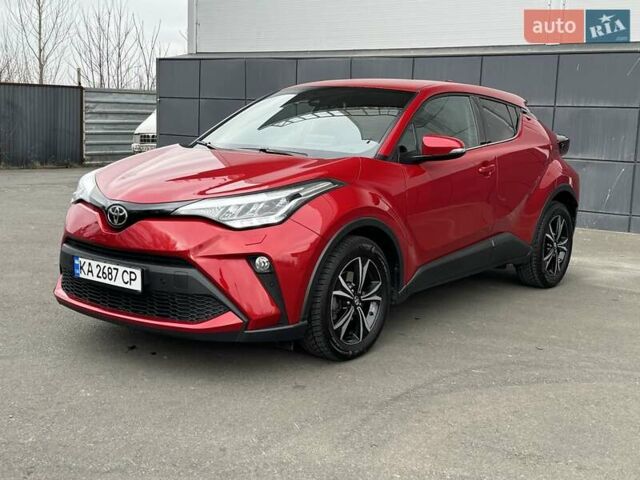 Красный Тойота C-HR, объемом двигателя 1.2 л и пробегом 59 тыс. км за 23900 $, фото 112 на Automoto.ua