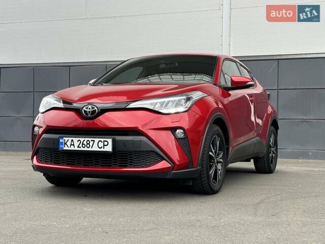 Красный Тойота C-HR, объемом двигателя 1.2 л и пробегом 59 тыс. км за 23900 $, фото 79 на Automoto.ua