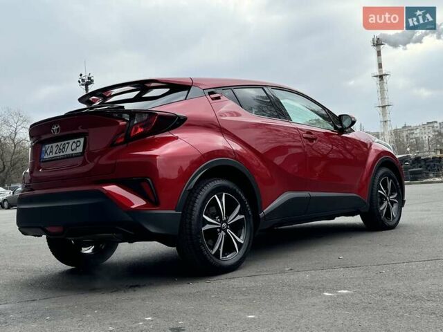 Красный Тойота C-HR, объемом двигателя 1.2 л и пробегом 59 тыс. км за 23900 $, фото 93 на Automoto.ua