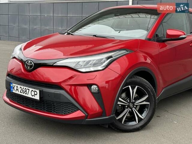 Красный Тойота C-HR, объемом двигателя 1.2 л и пробегом 59 тыс. км за 23900 $, фото 11 на Automoto.ua