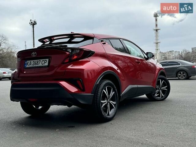 Красный Тойота C-HR, объемом двигателя 1.2 л и пробегом 59 тыс. км за 23900 $, фото 26 на Automoto.ua