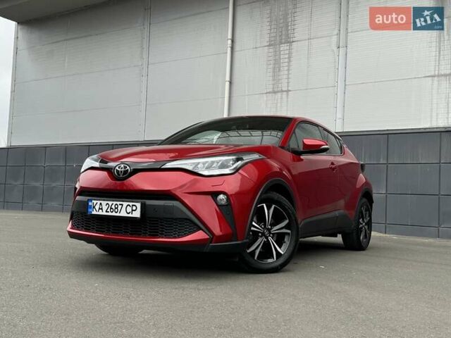 Красный Тойота C-HR, объемом двигателя 1.2 л и пробегом 59 тыс. км за 23900 $, фото 7 на Automoto.ua