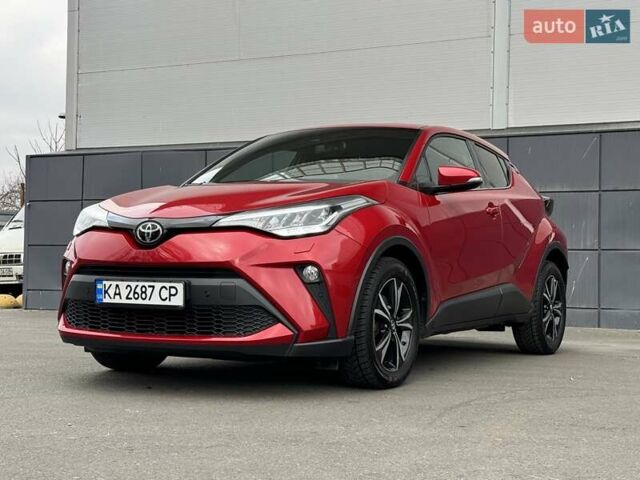 Красный Тойота C-HR, объемом двигателя 1.2 л и пробегом 59 тыс. км за 23900 $, фото 83 на Automoto.ua