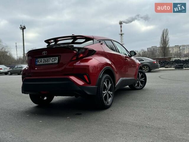 Красный Тойота C-HR, объемом двигателя 1.2 л и пробегом 59 тыс. км за 23900 $, фото 35 на Automoto.ua