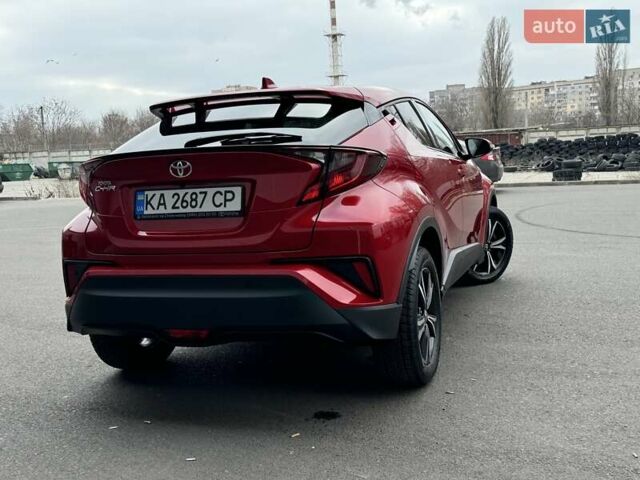 Красный Тойота C-HR, объемом двигателя 1.2 л и пробегом 59 тыс. км за 23900 $, фото 33 на Automoto.ua