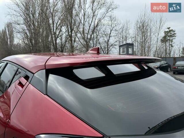 Красный Тойота C-HR, объемом двигателя 1.2 л и пробегом 59 тыс. км за 23900 $, фото 57 на Automoto.ua