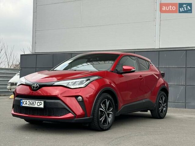 Красный Тойота C-HR, объемом двигателя 1.2 л и пробегом 59 тыс. км за 23900 $, фото 81 на Automoto.ua