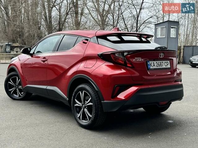 Красный Тойота C-HR, объемом двигателя 1.2 л и пробегом 59 тыс. км за 23900 $, фото 55 на Automoto.ua