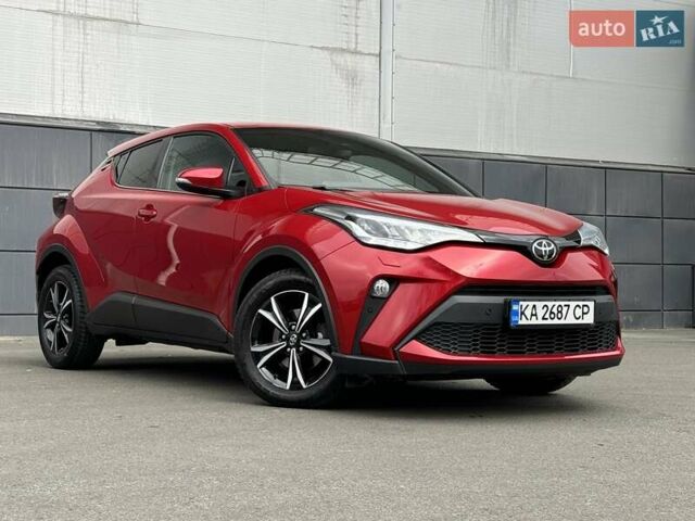 Красный Тойота C-HR, объемом двигателя 1.2 л и пробегом 59 тыс. км за 23900 $, фото 39 на Automoto.ua