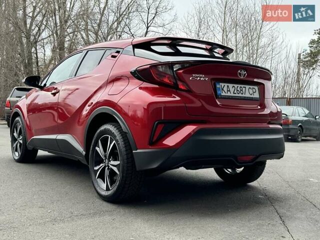 Красный Тойота C-HR, объемом двигателя 1.2 л и пробегом 59 тыс. км за 23900 $, фото 106 на Automoto.ua