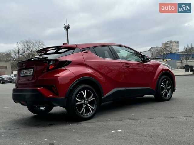 Красный Тойота C-HR, объемом двигателя 1.2 л и пробегом 59 тыс. км за 23900 $, фото 94 на Automoto.ua