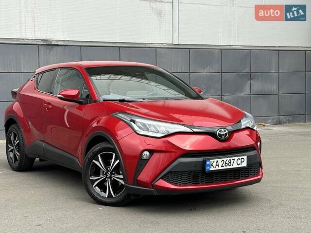 Красный Тойота C-HR, объемом двигателя 1.2 л и пробегом 59 тыс. км за 23900 $, фото 40 на Automoto.ua