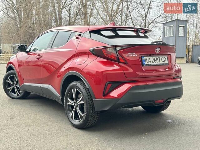 Красный Тойота C-HR, объемом двигателя 1.2 л и пробегом 59 тыс. км за 23900 $, фото 46 на Automoto.ua
